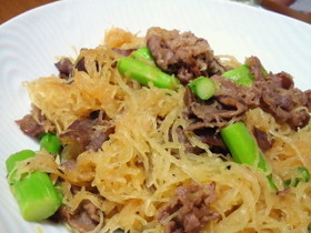 金糸瓜(そうめん南瓜)と牛肉の甘辛炒め